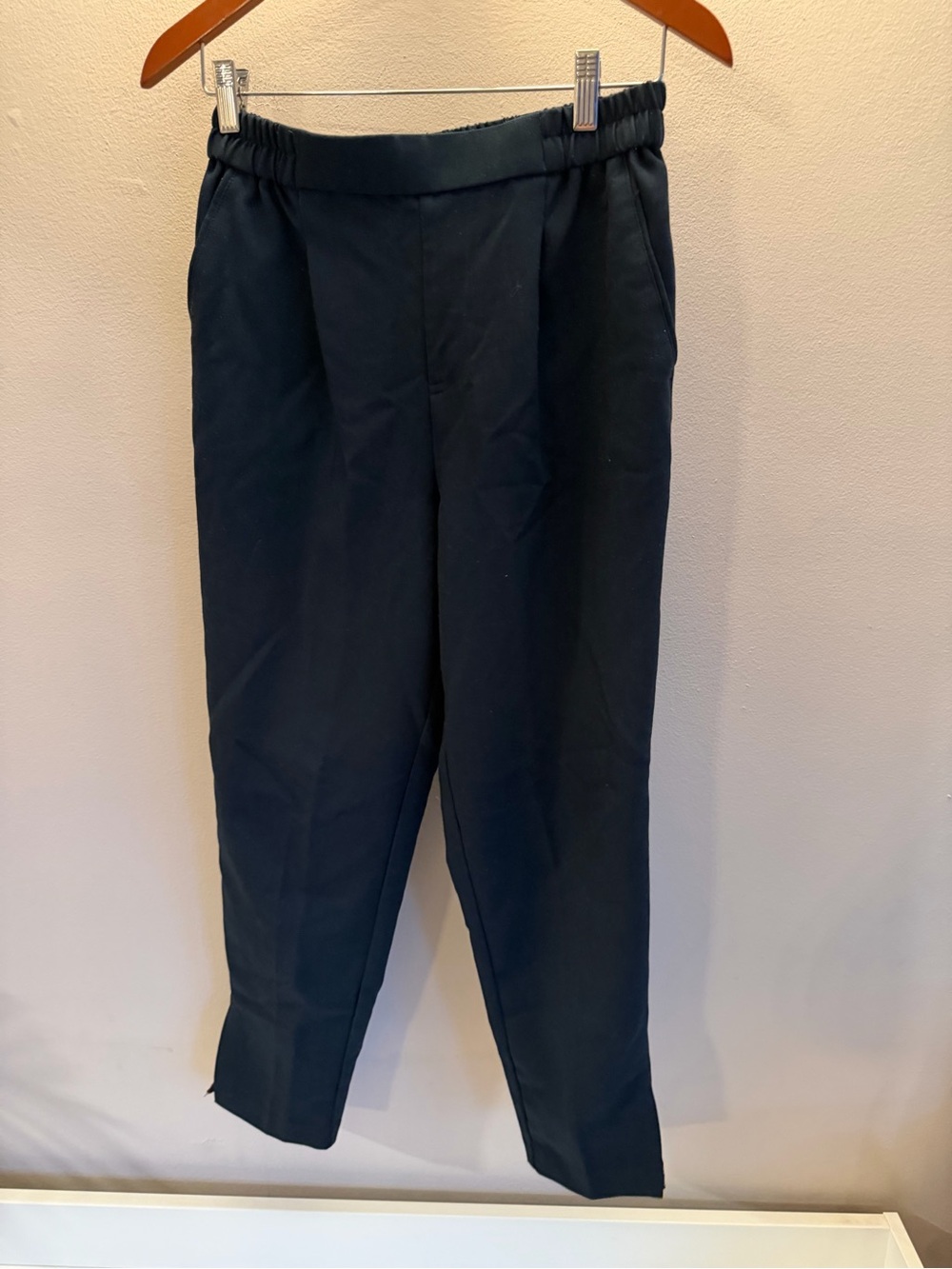 Anthropologie Navy Blue‎ Pleated Pull On Tapered Pants XS Metallic Trim Hem